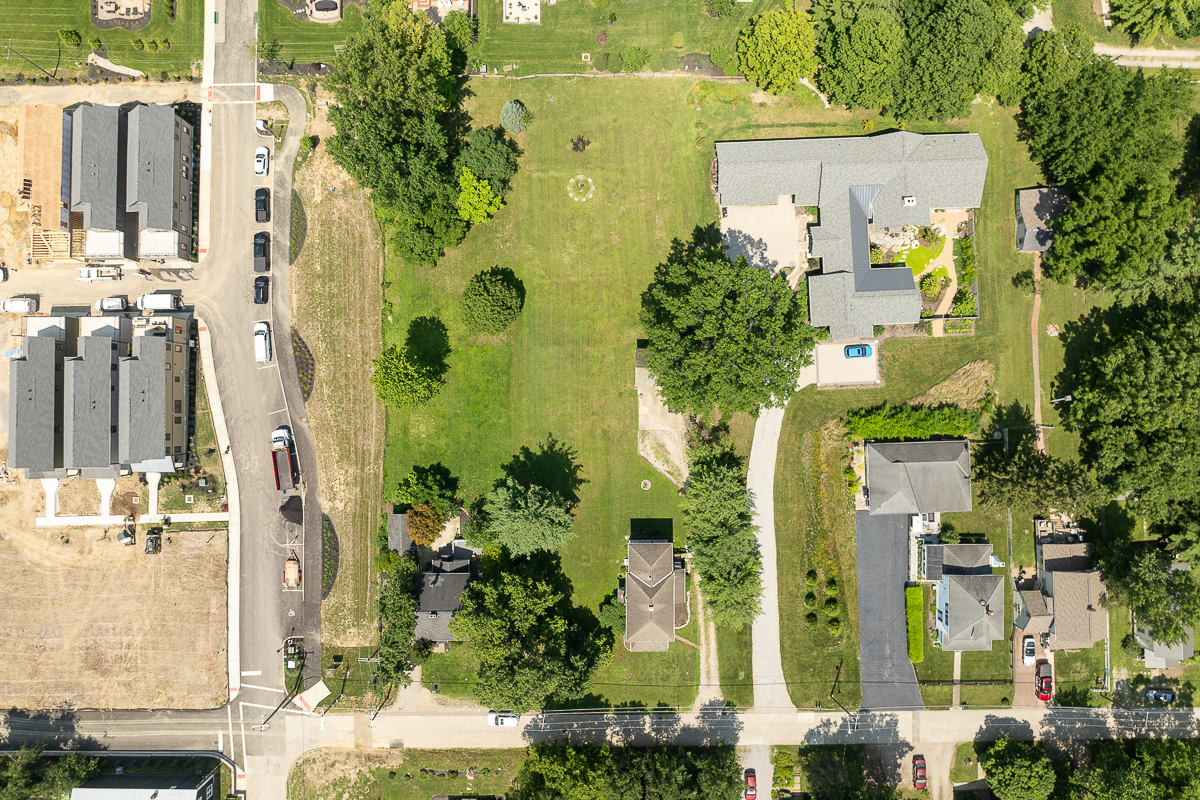 0 E Case Ave-4