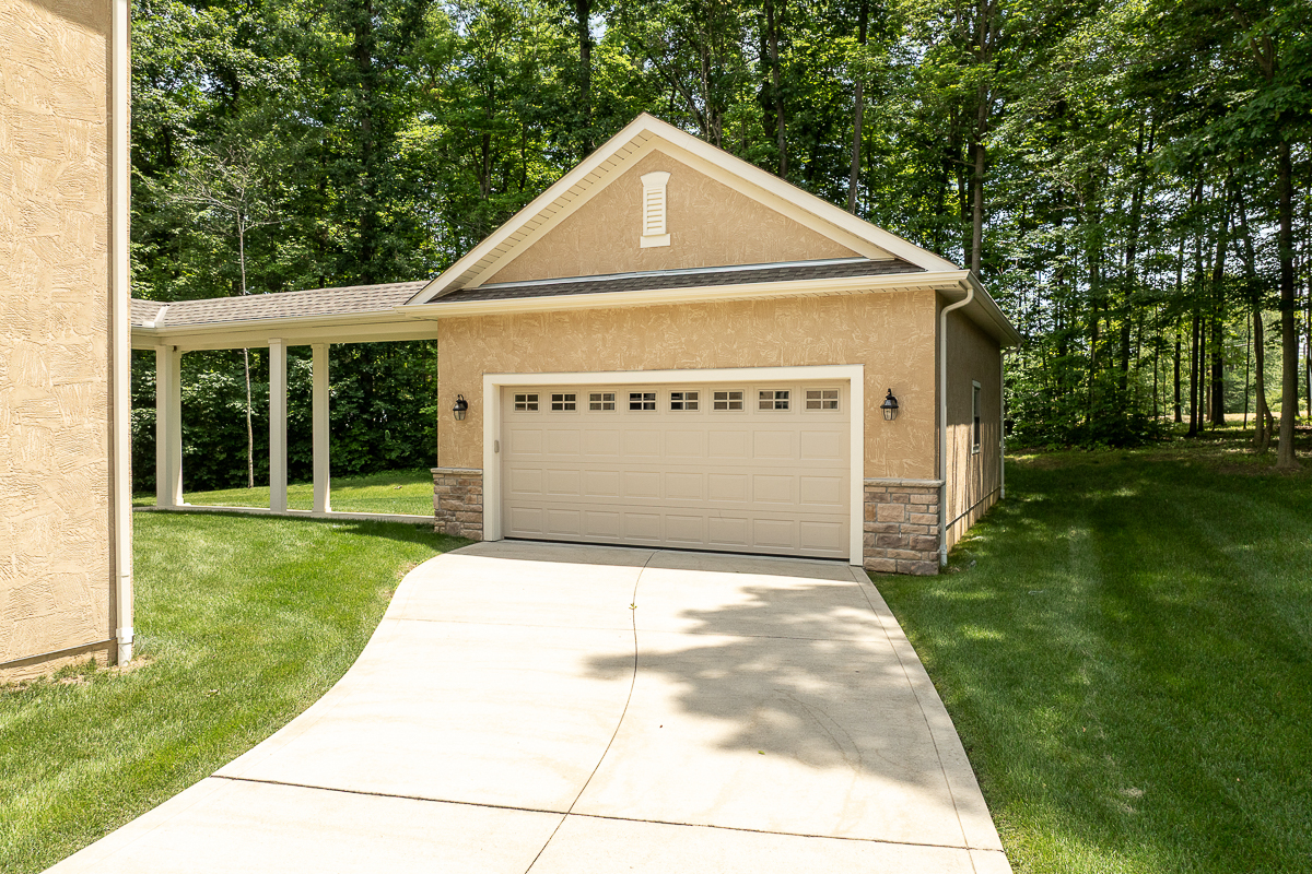 10260 Carmel Dr-16