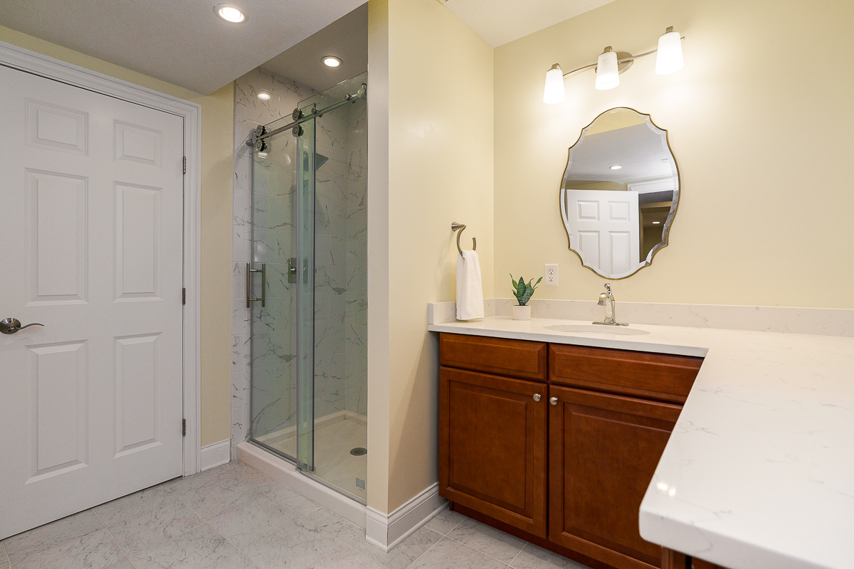 10260 Carmel Dr-27