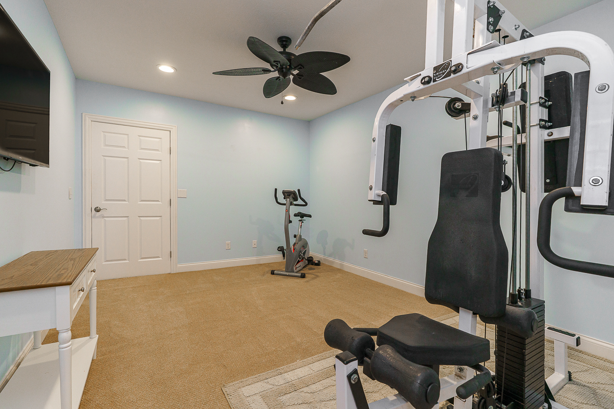 10260 Carmel Dr-30