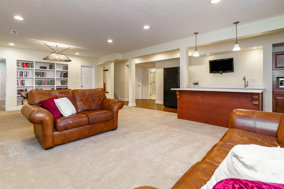 10260 Carmel Dr-35