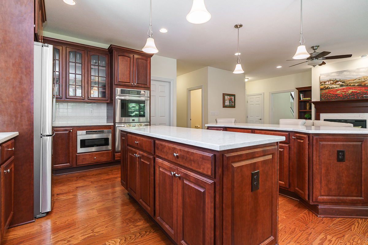 10260 Carmel Dr-52