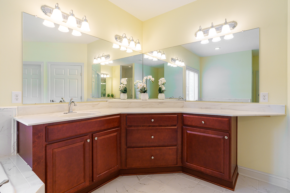 10260 Carmel Dr-67