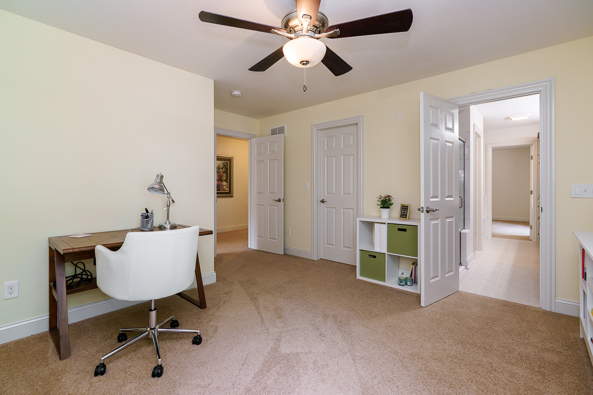 10260 Carmel Dr-78