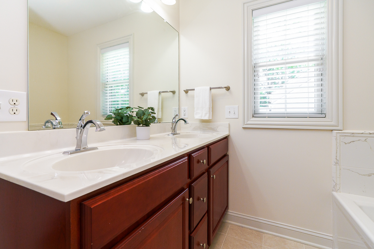 10260 Carmel Dr-81