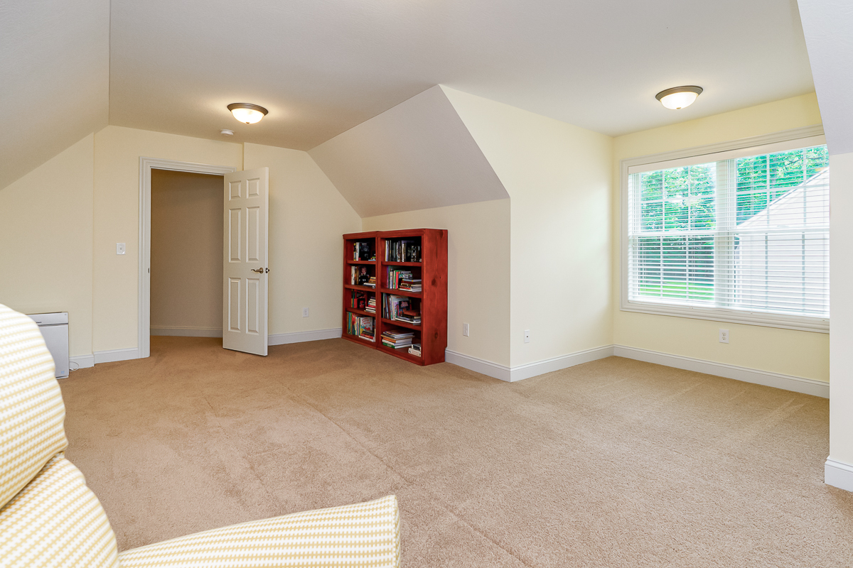 10260 Carmel Dr-90