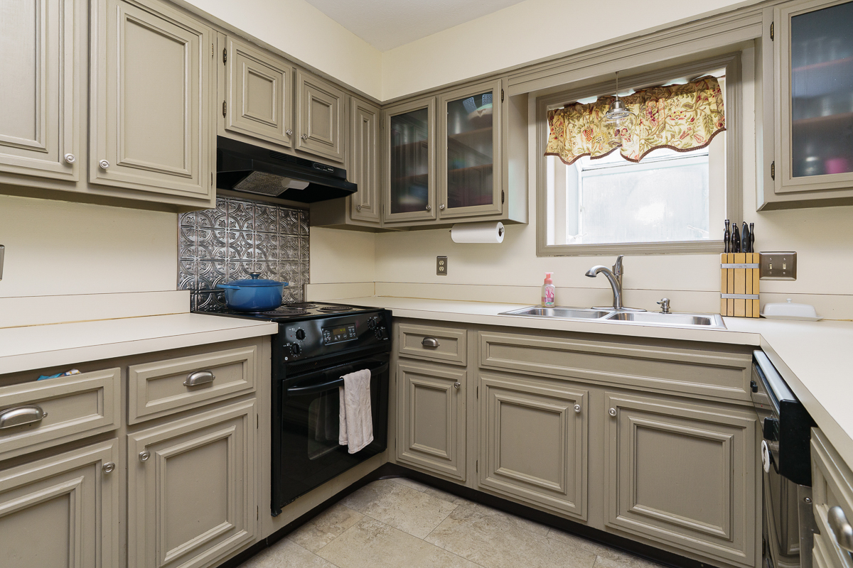 1108 Langland Dr-16