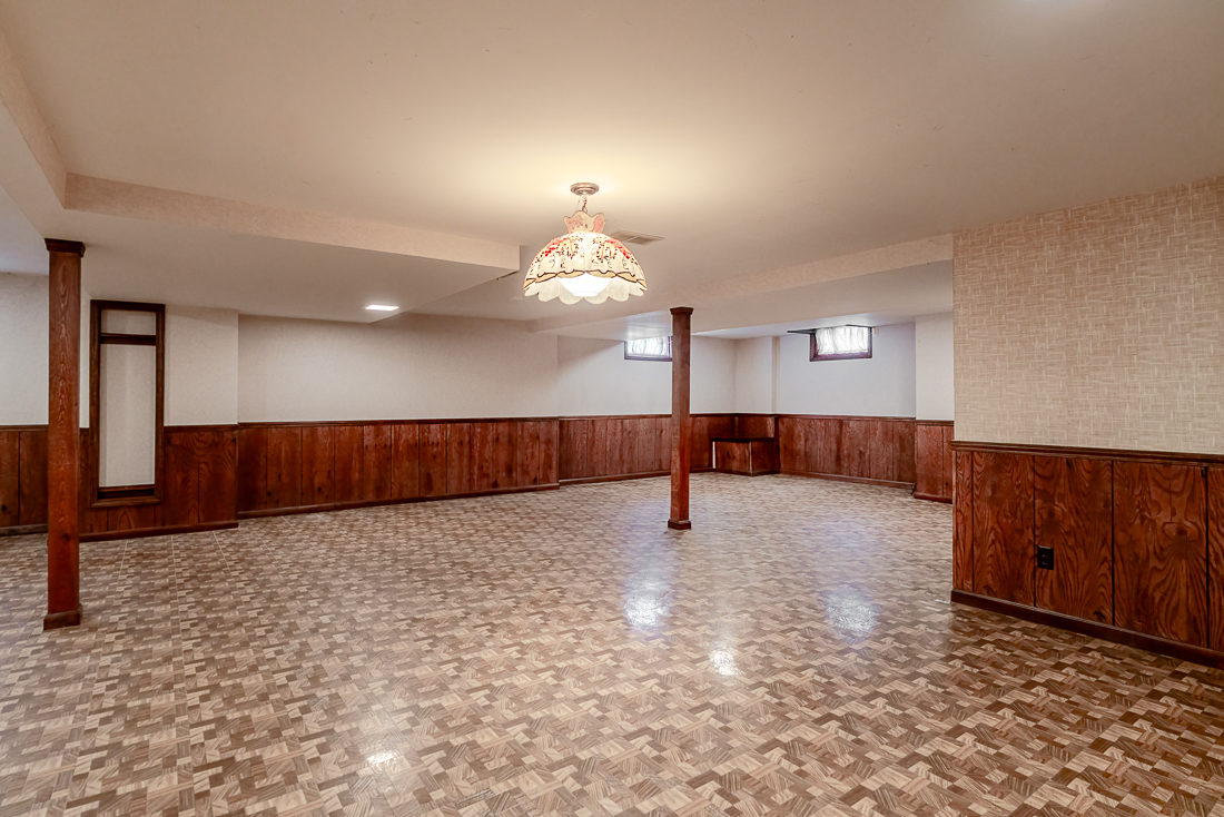 111 North Nob Hill-14