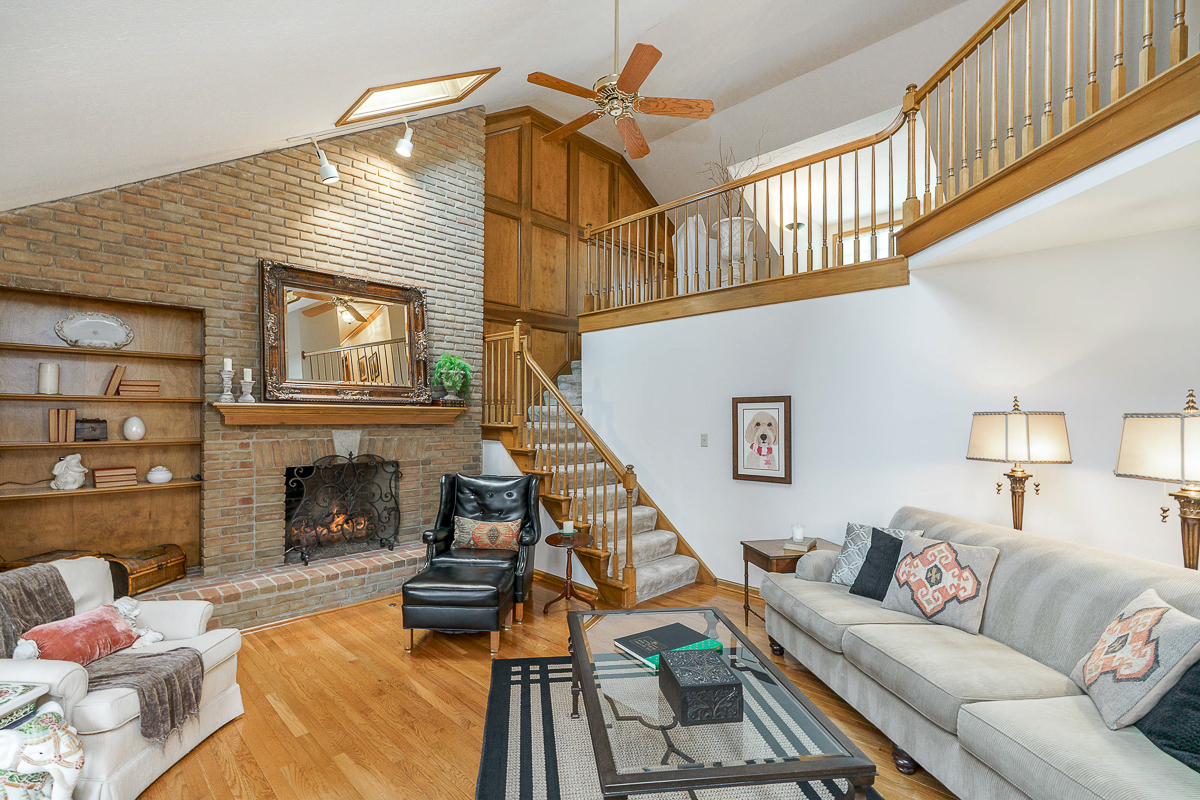 1178 Springtree Ln-33