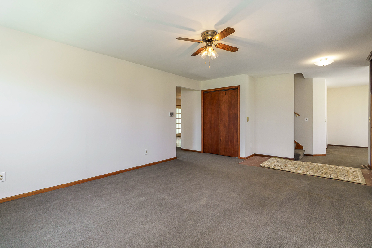 1203 Hiner Rd-24