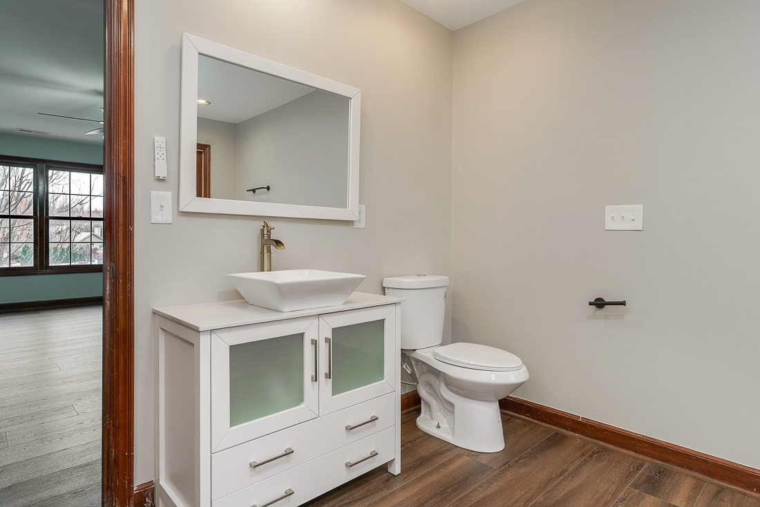 1210 Whispering Meadow Ct-46