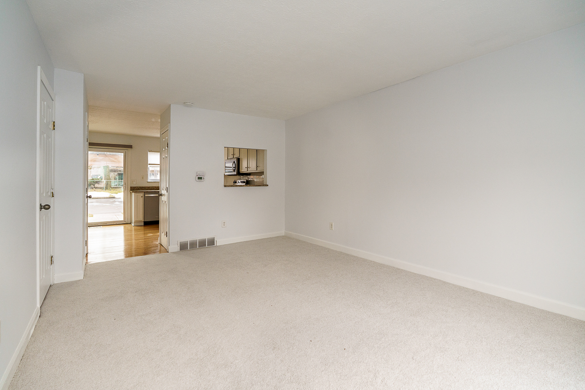 1217 Weybridge Rd-18