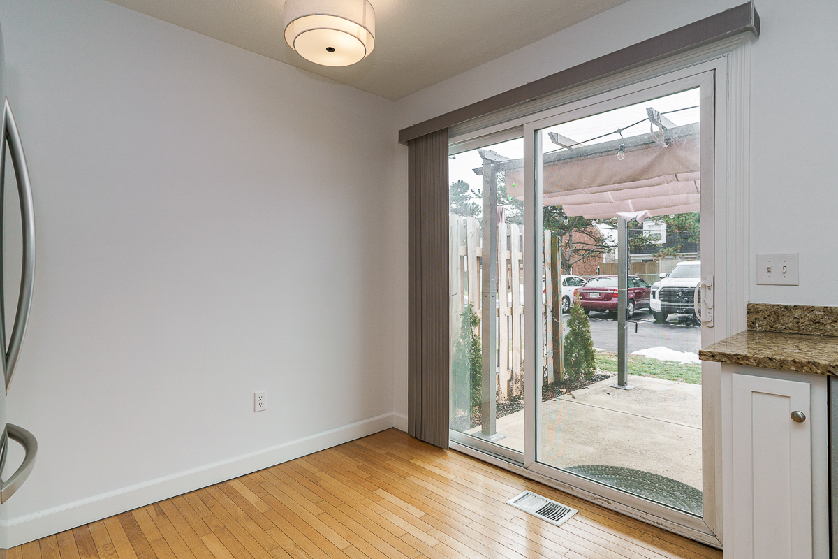 1217 Weybridge Rd-27