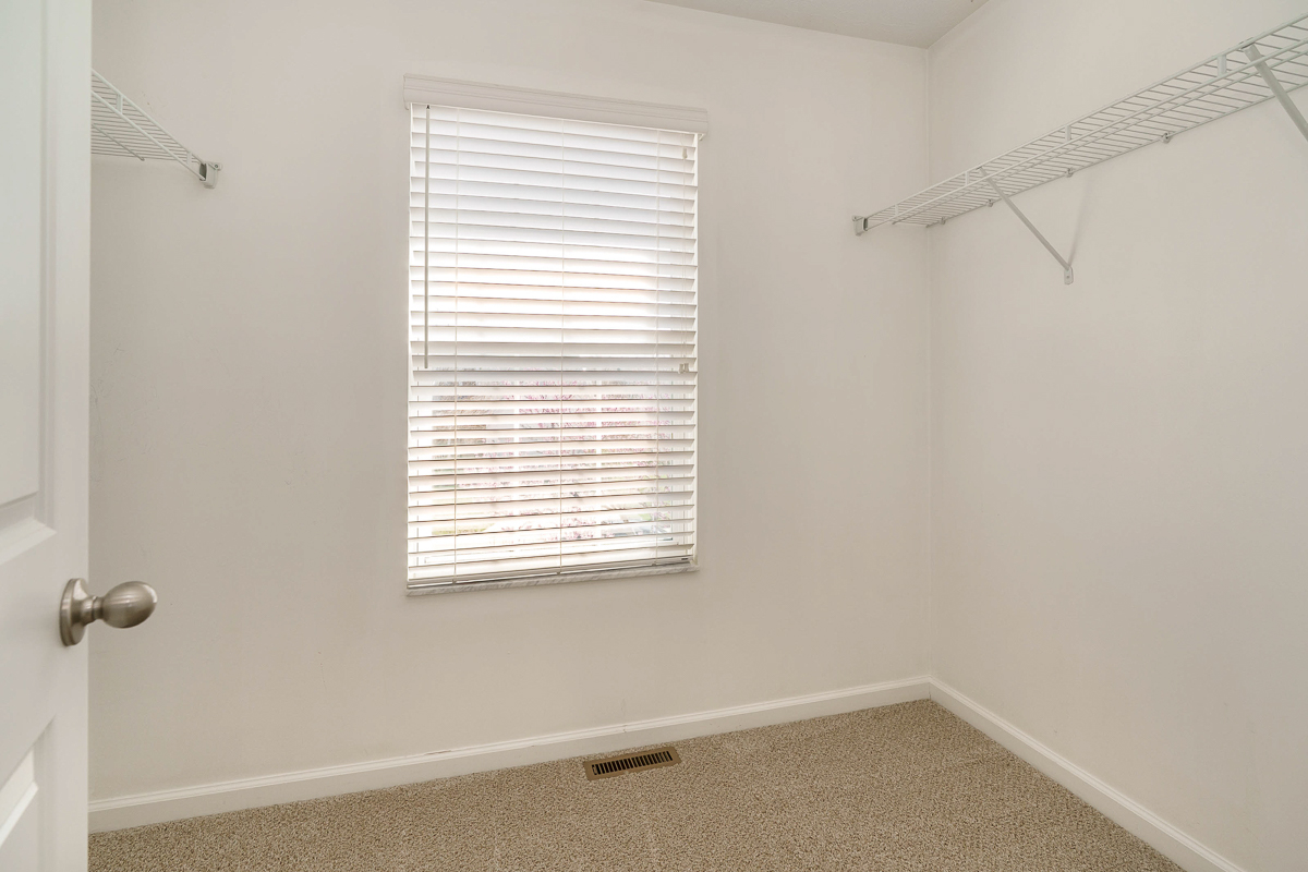 124 Stockard Loop-37