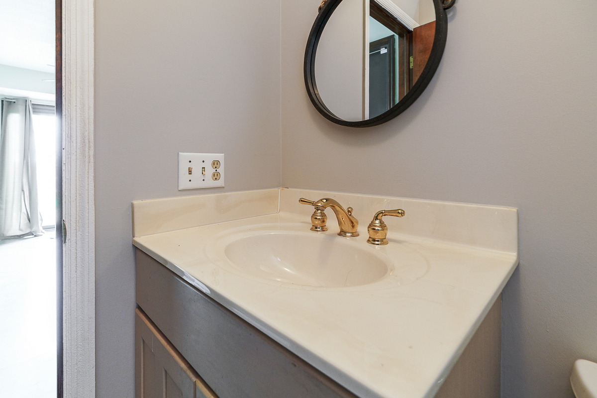 1258 Denbigh Dr-20