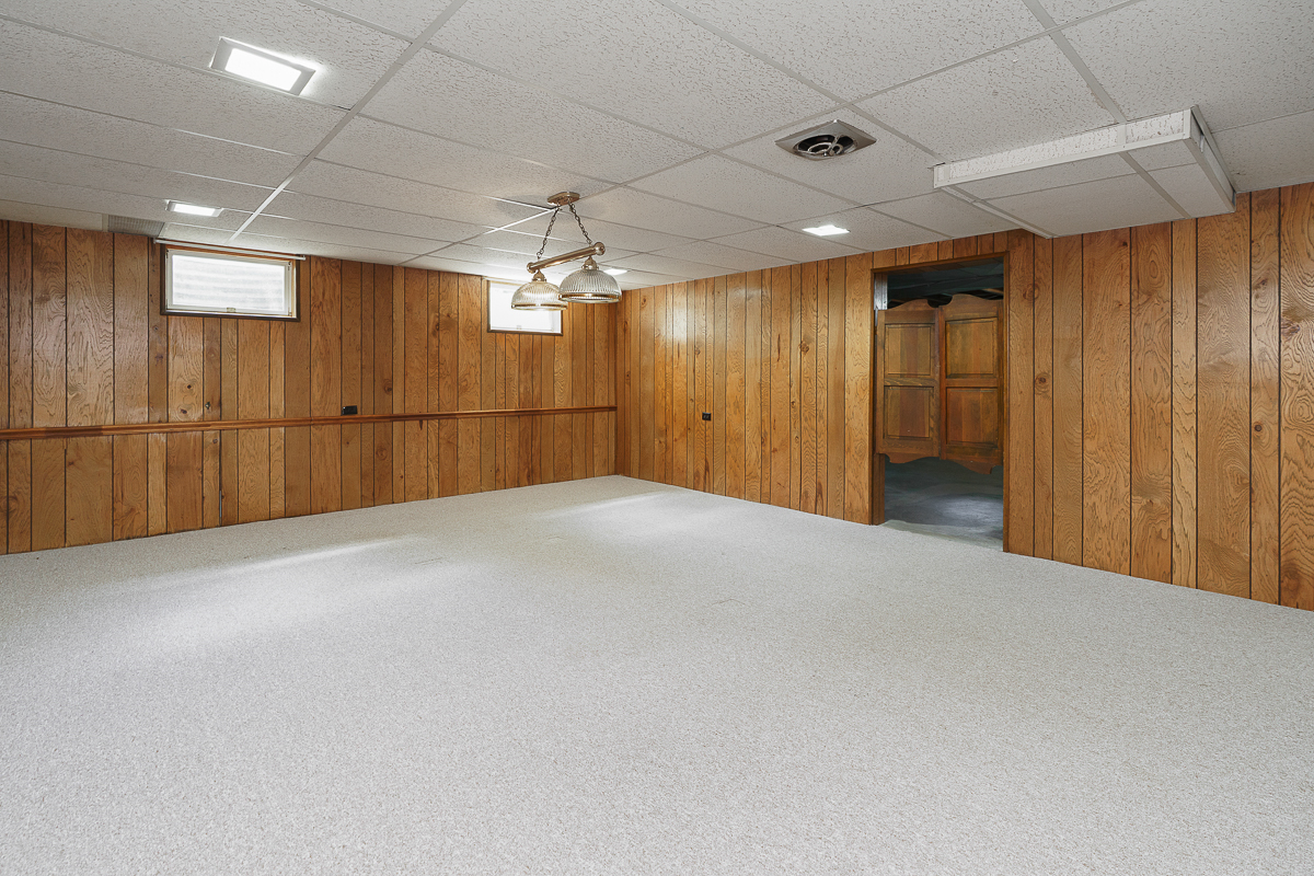 1270 Marlyn Dr-12