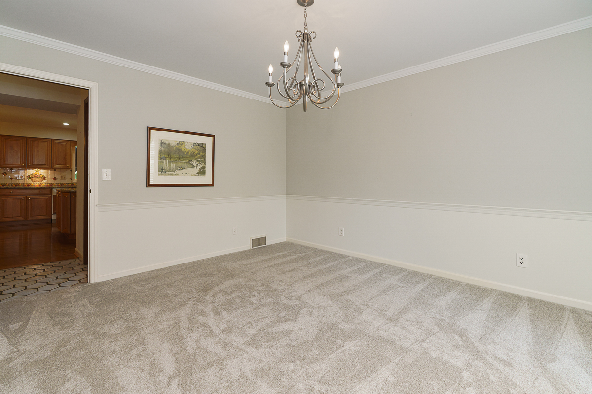 1270 Marlyn Dr-14