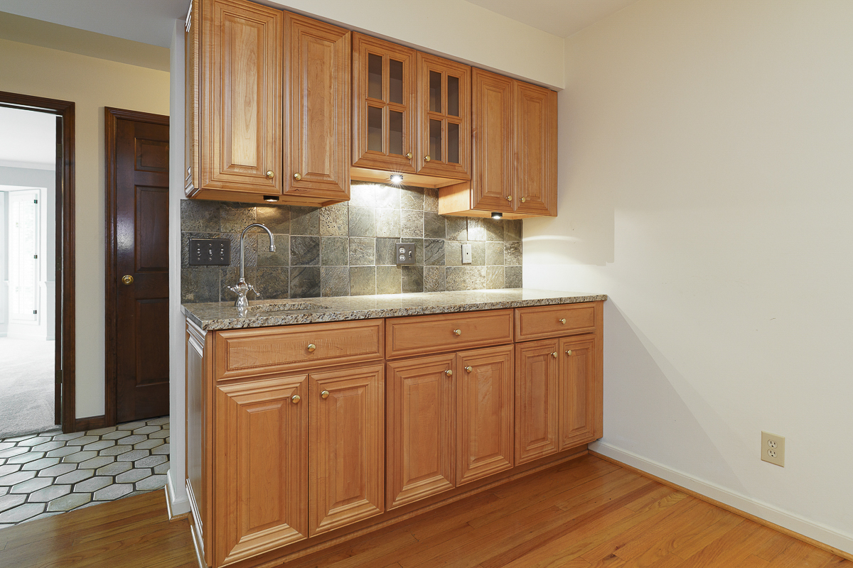 1270 Marlyn Dr-18