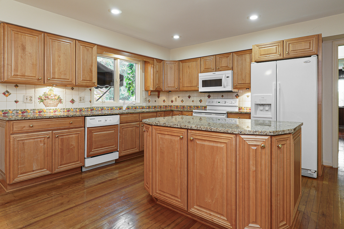 1270 Marlyn Dr-21
