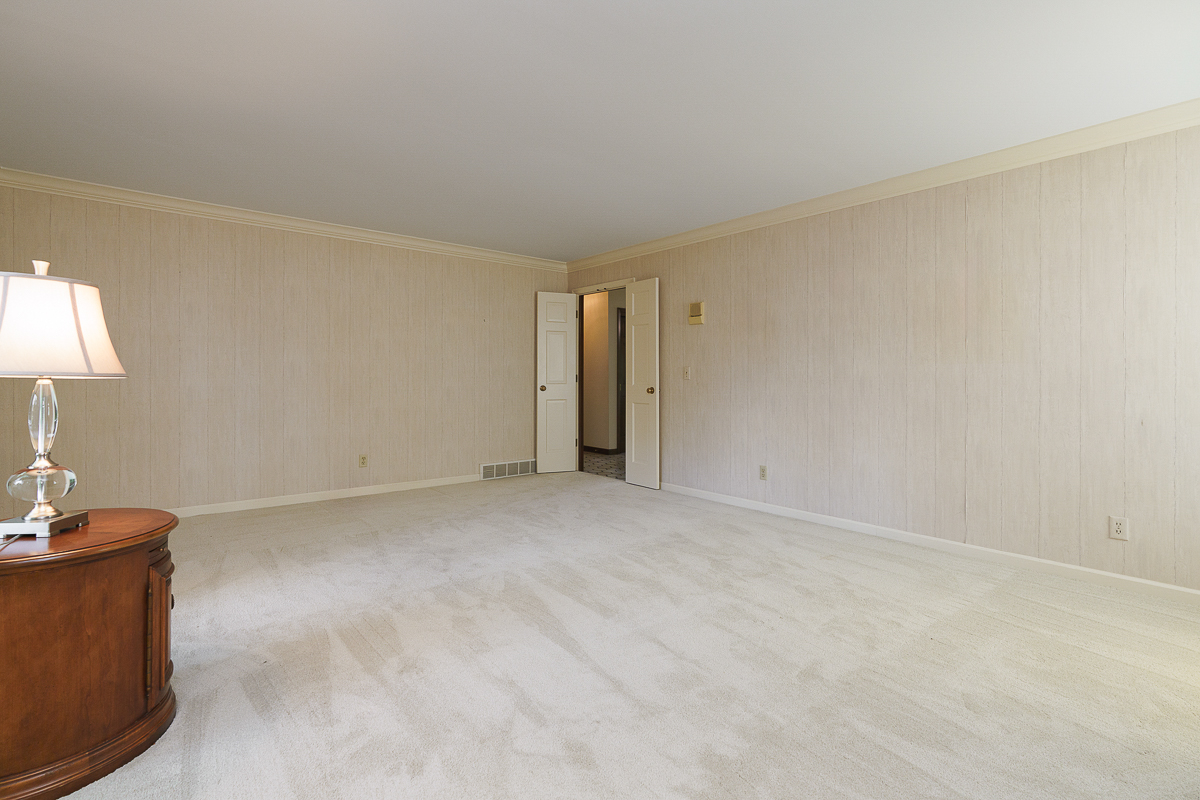 1270 Marlyn Dr-27