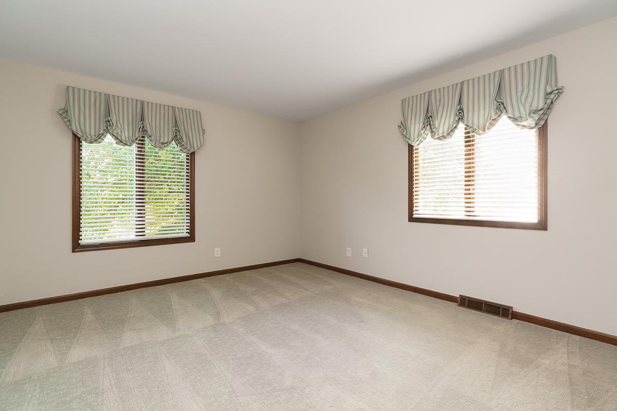 1270 Marlyn Dr-39