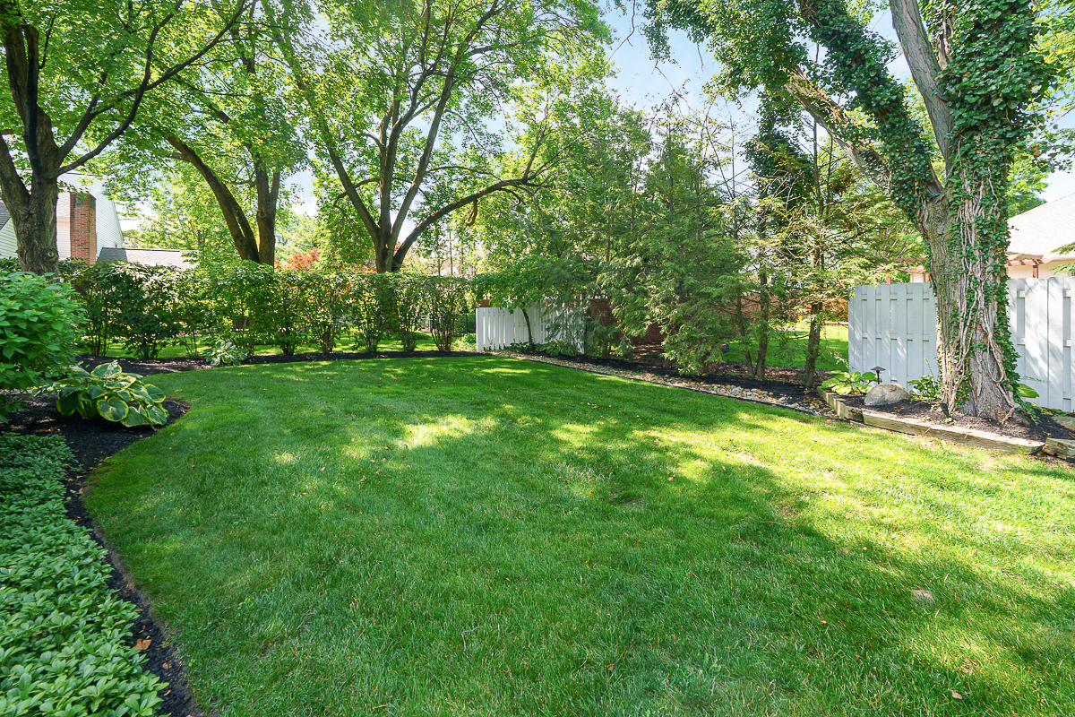 1270 Marlyn Dr-6