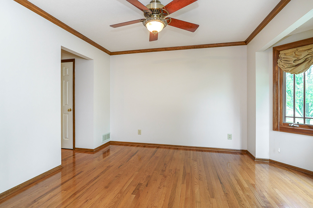 135 Juniper Ave-15