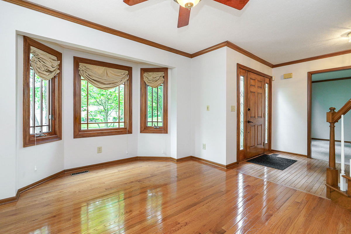 135 Juniper Ave-16