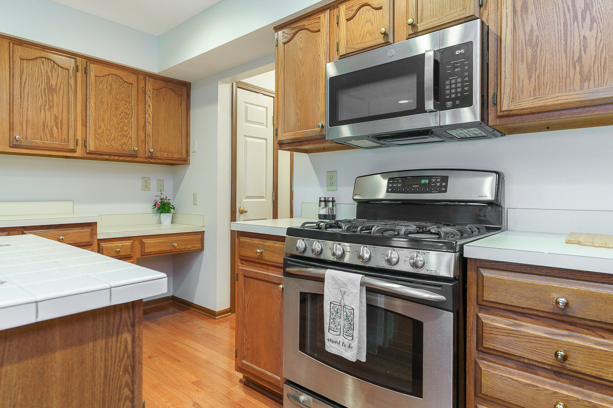 135 Juniper Ave-27