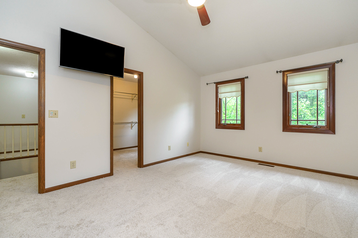 135 Juniper Ave-34