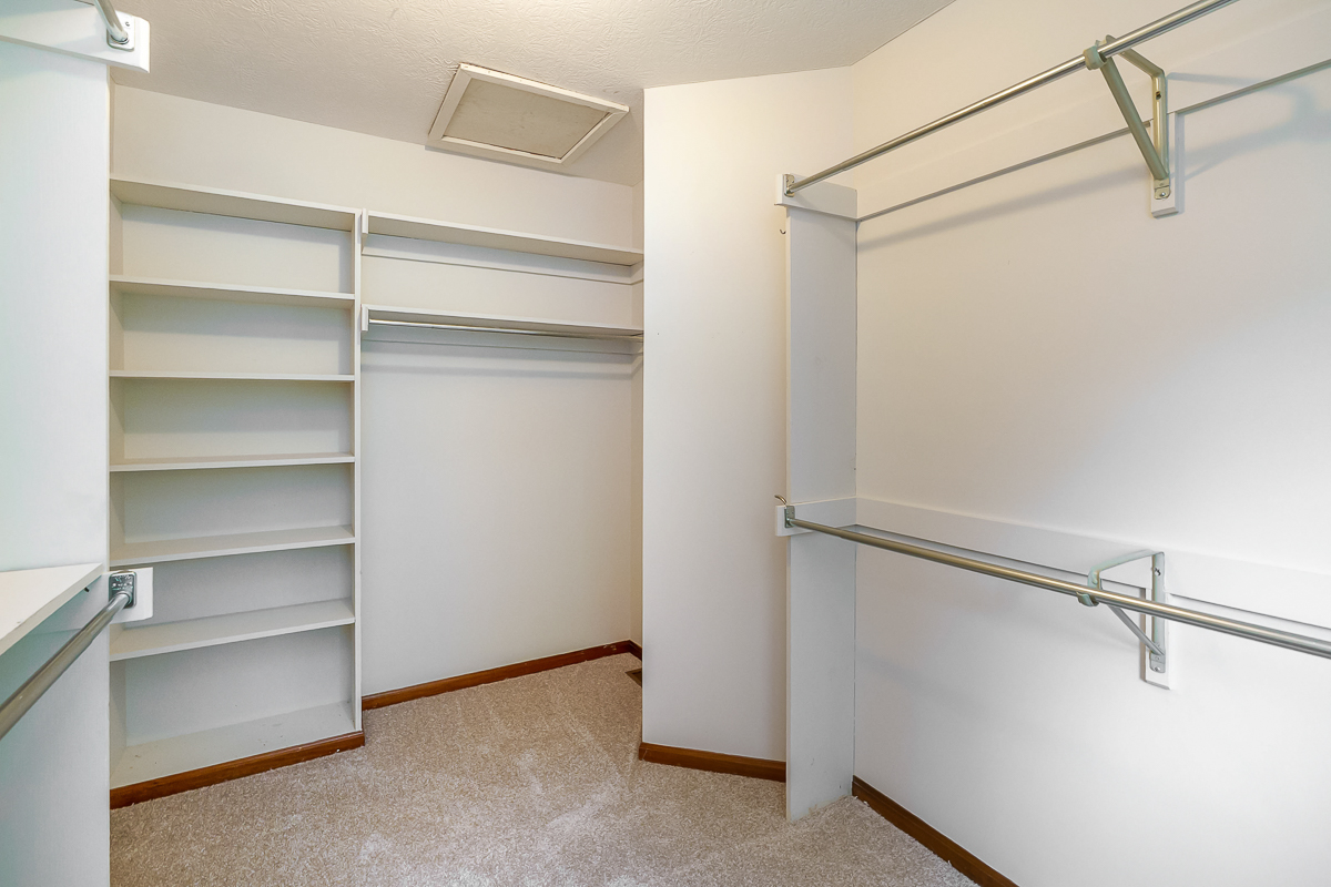 135 Juniper Ave-35