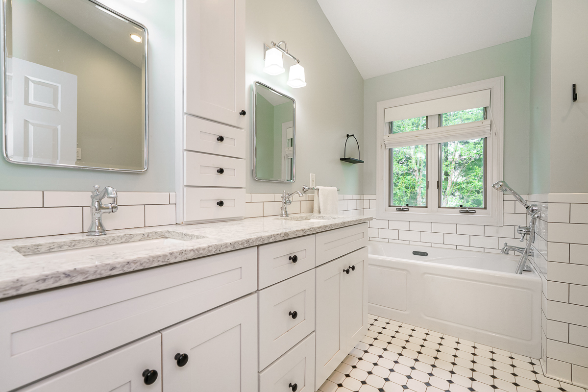 135 Juniper Ave-37