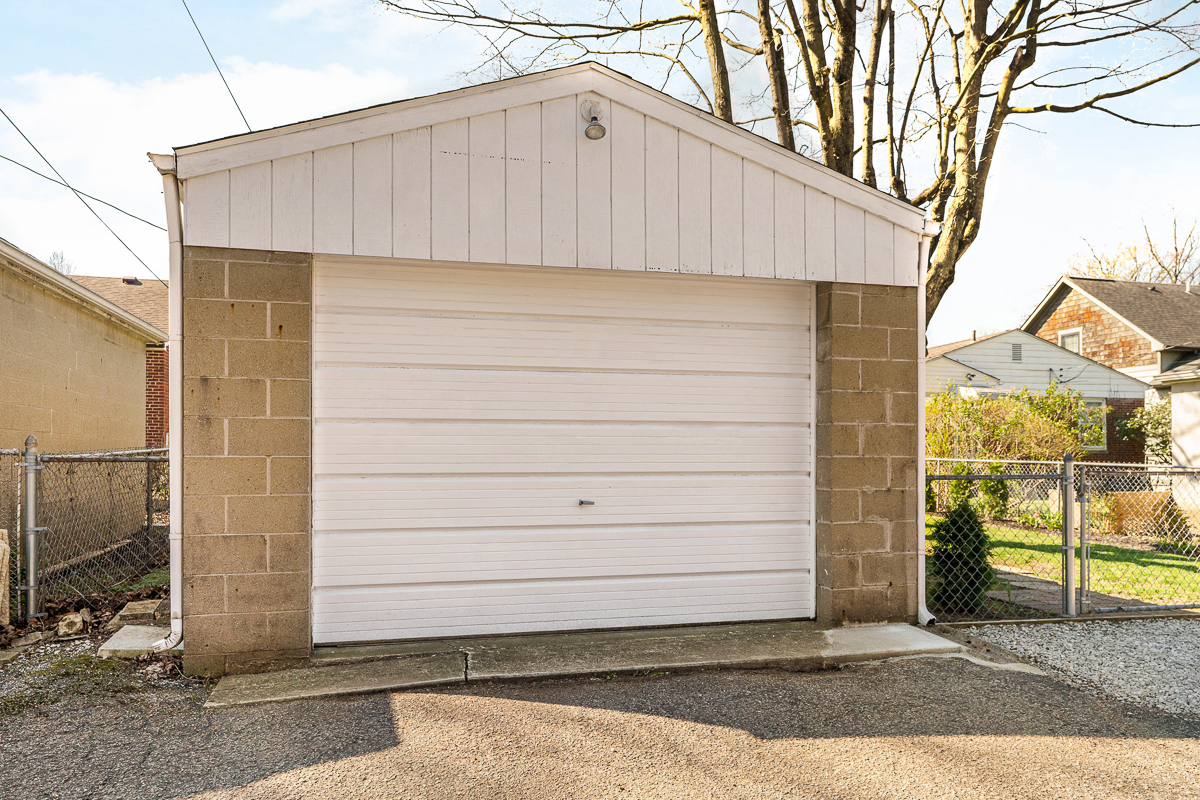 140 e Beechwold Blvd-12