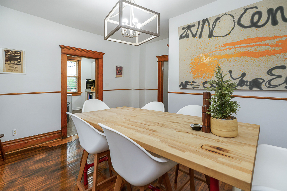 1471 Hamlet St-17