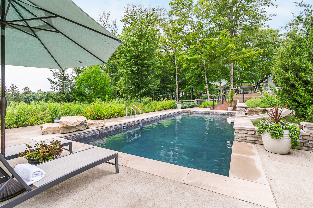 150 Pinehurst Dr-25