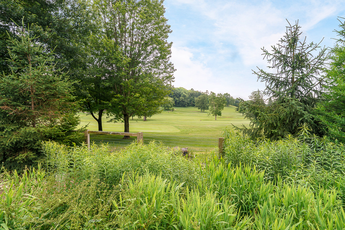 150 Pinehurst Dr-26