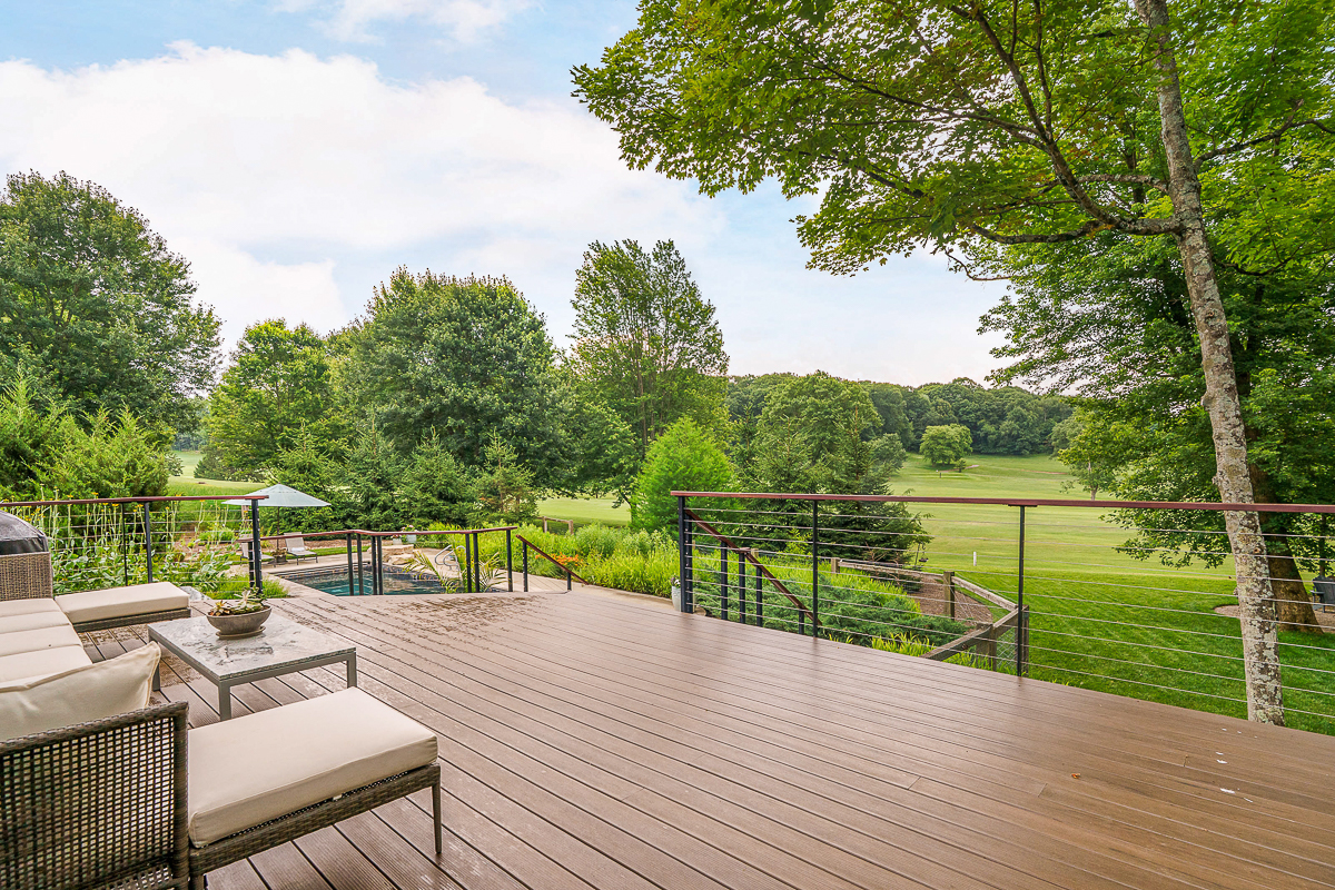 150 Pinehurst Dr-33
