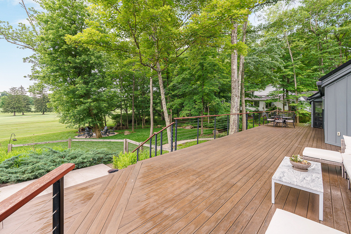 150 Pinehurst Dr-36
