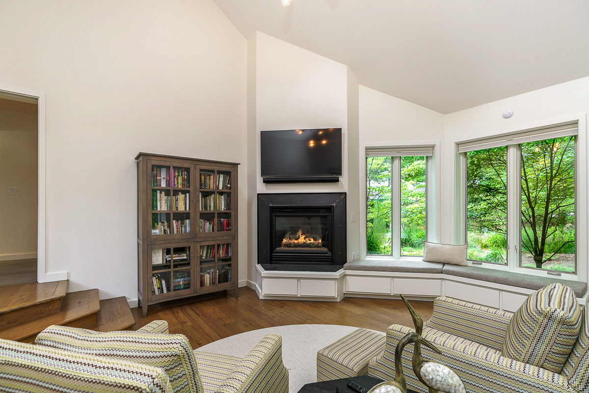 150 Pinehurst Dr-44