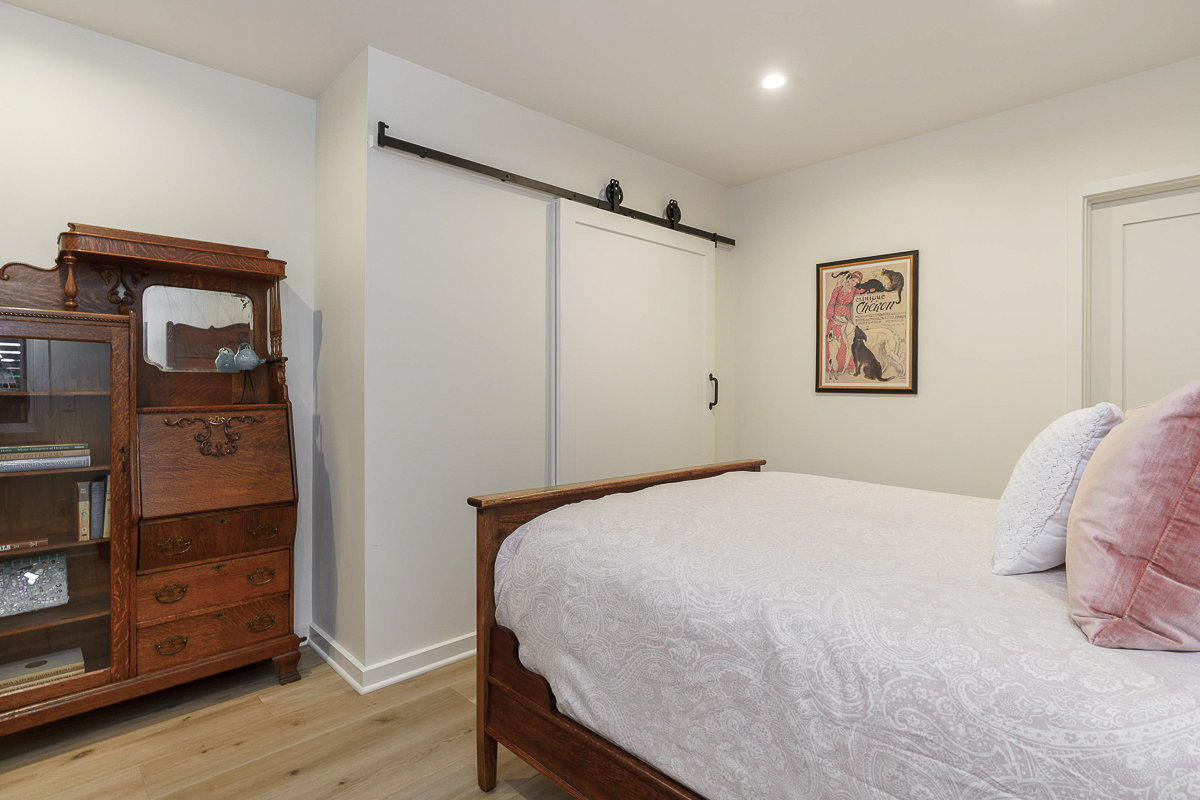 150 Pinehurst Dr-47