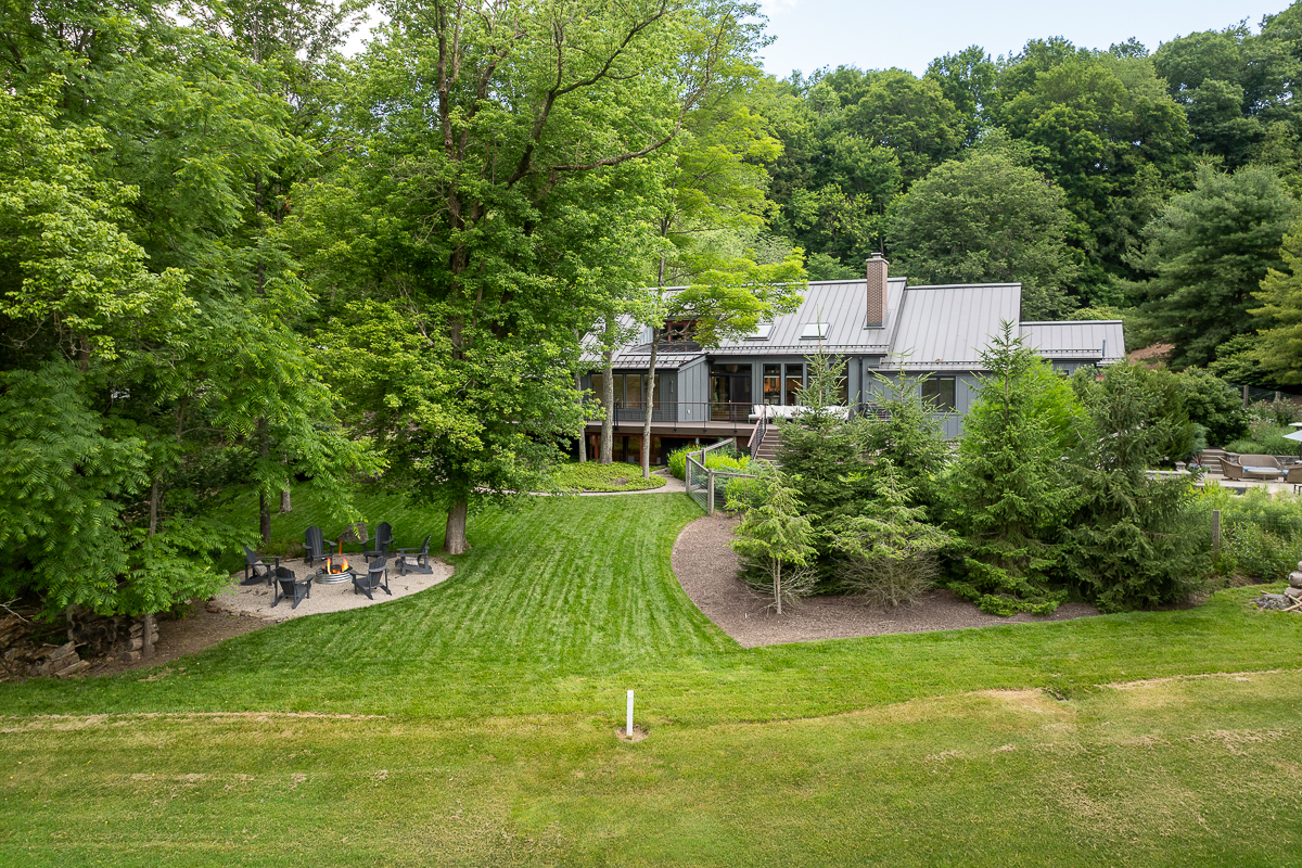 150 Pinehurst Dr-5