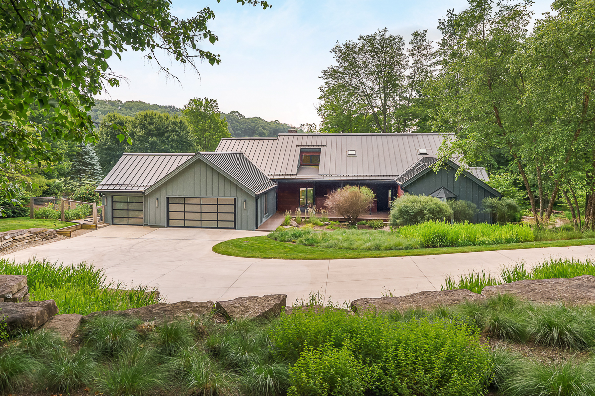 150 Pinehurst Dr-8