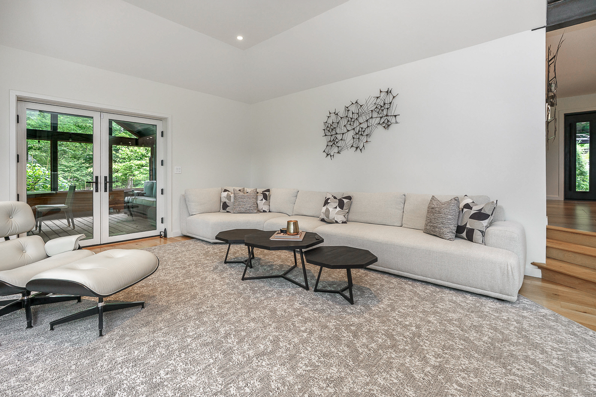 150 Pinehurst Dr-85