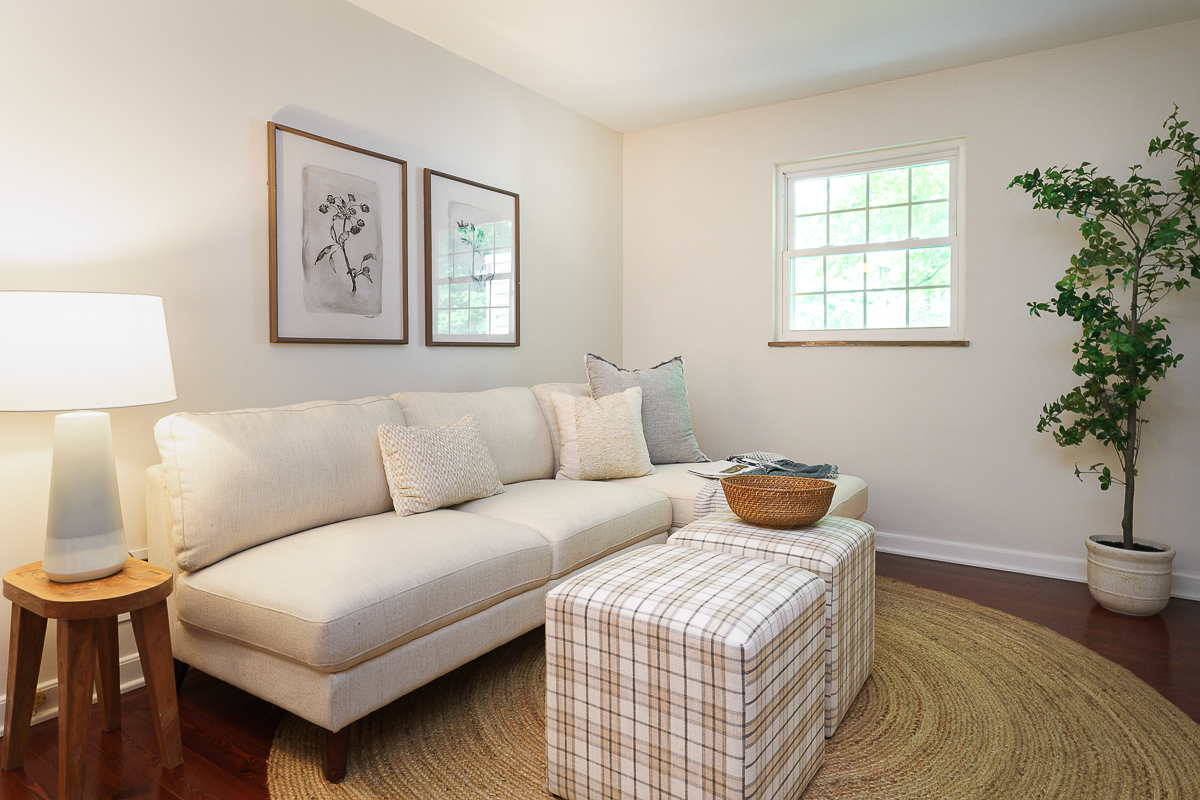 1660 Ridgeway Pl-47