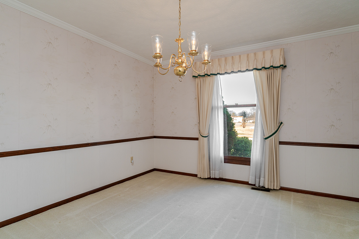 1685 Beckett Ave.-20