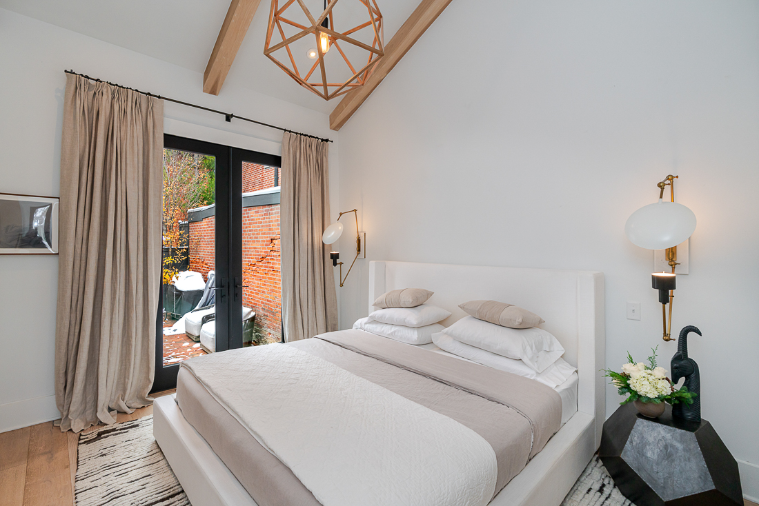 186 e Sycamore St-31