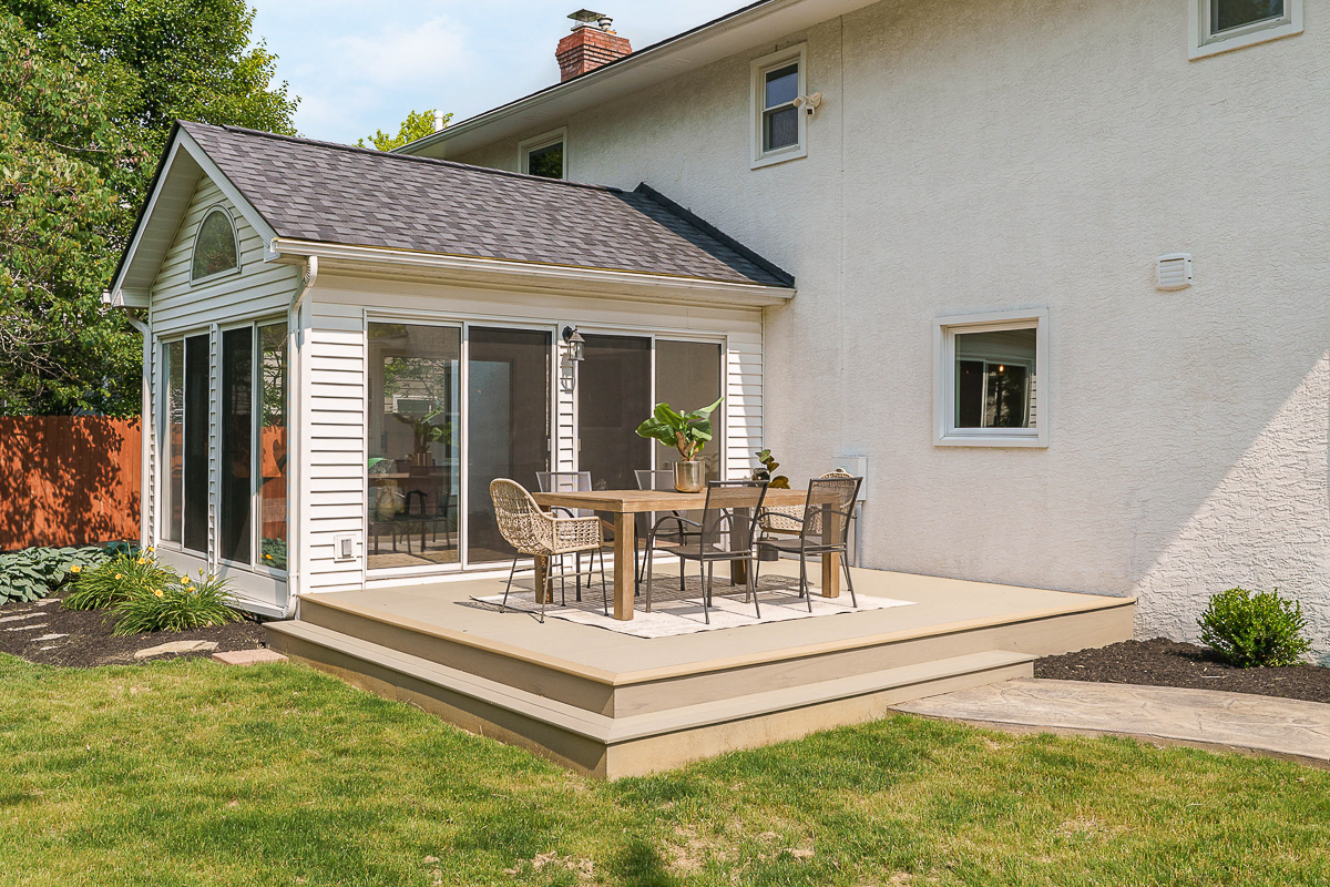 1935 Belgrave Dr-11