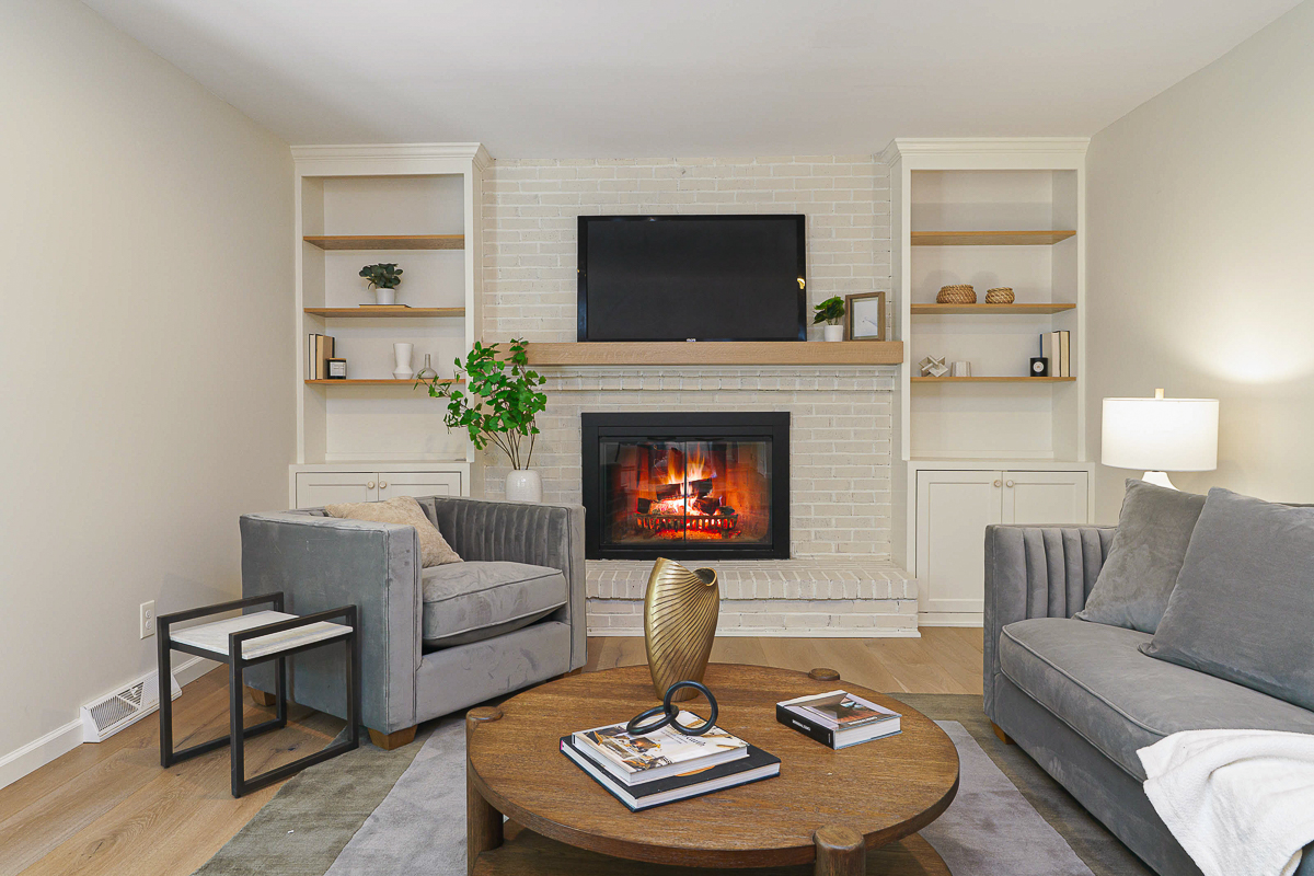 1935 Belgrave Dr-23
