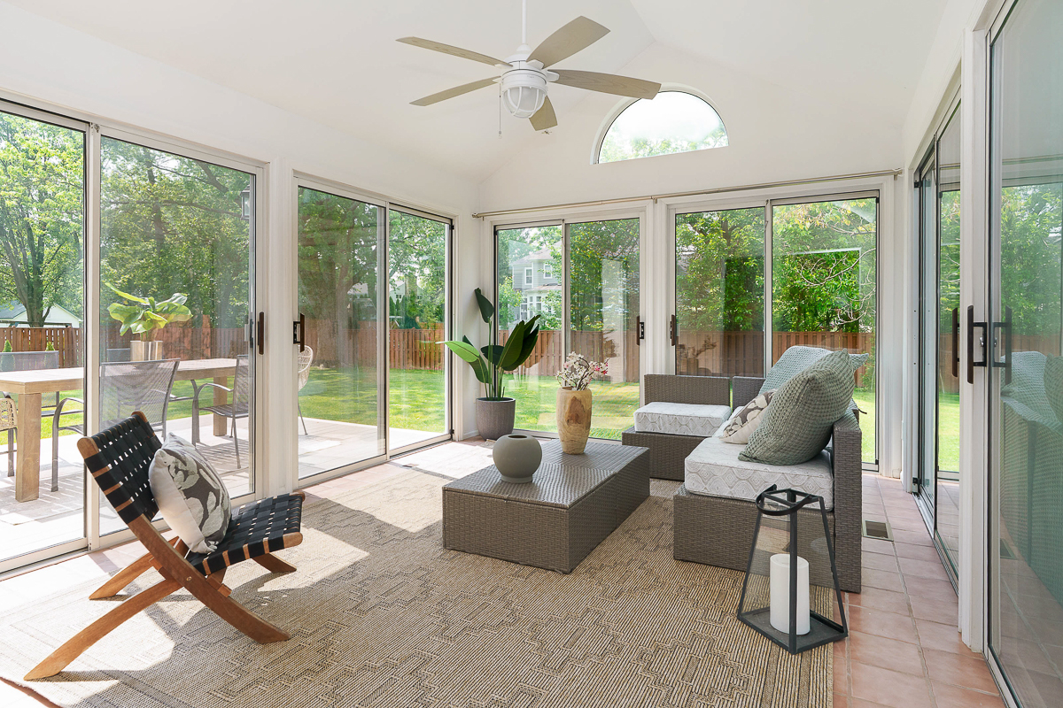 1935 Belgrave Dr-29