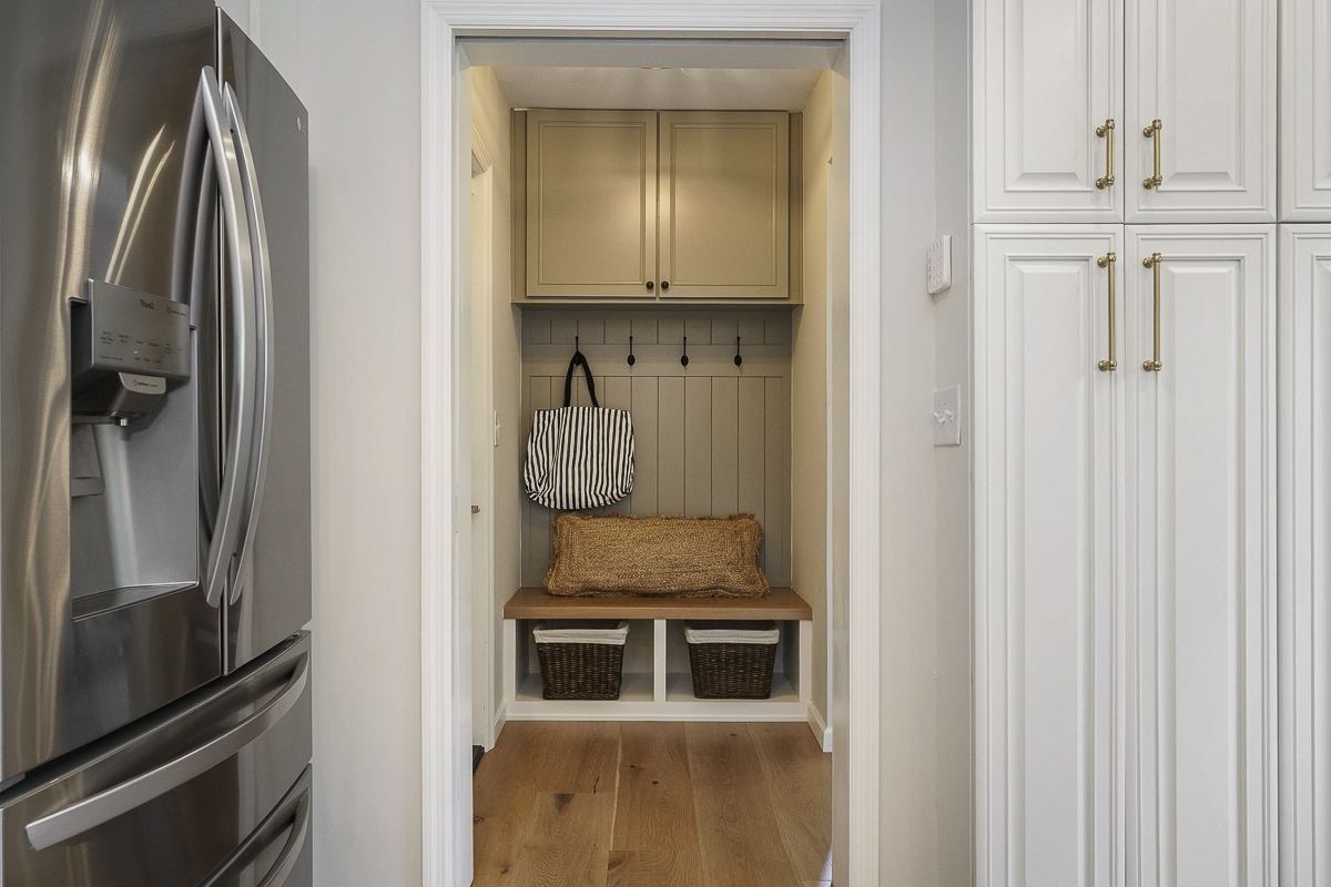 1935 Belgrave Dr-34